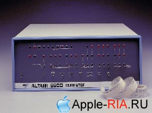 Первый в мире компьютер Altair 8800